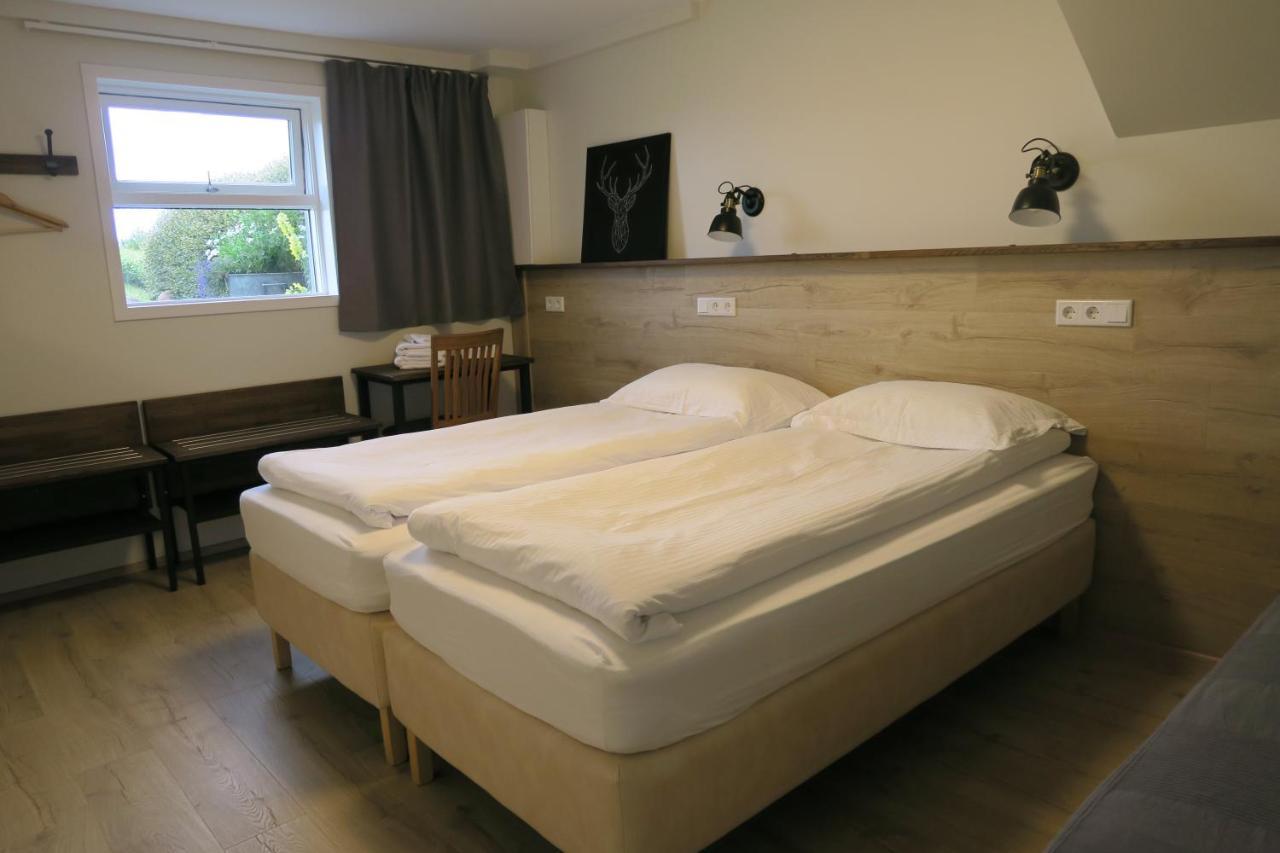 Dilksnes Guesthouse เฮิฟน์ ภายนอก รูปภาพ