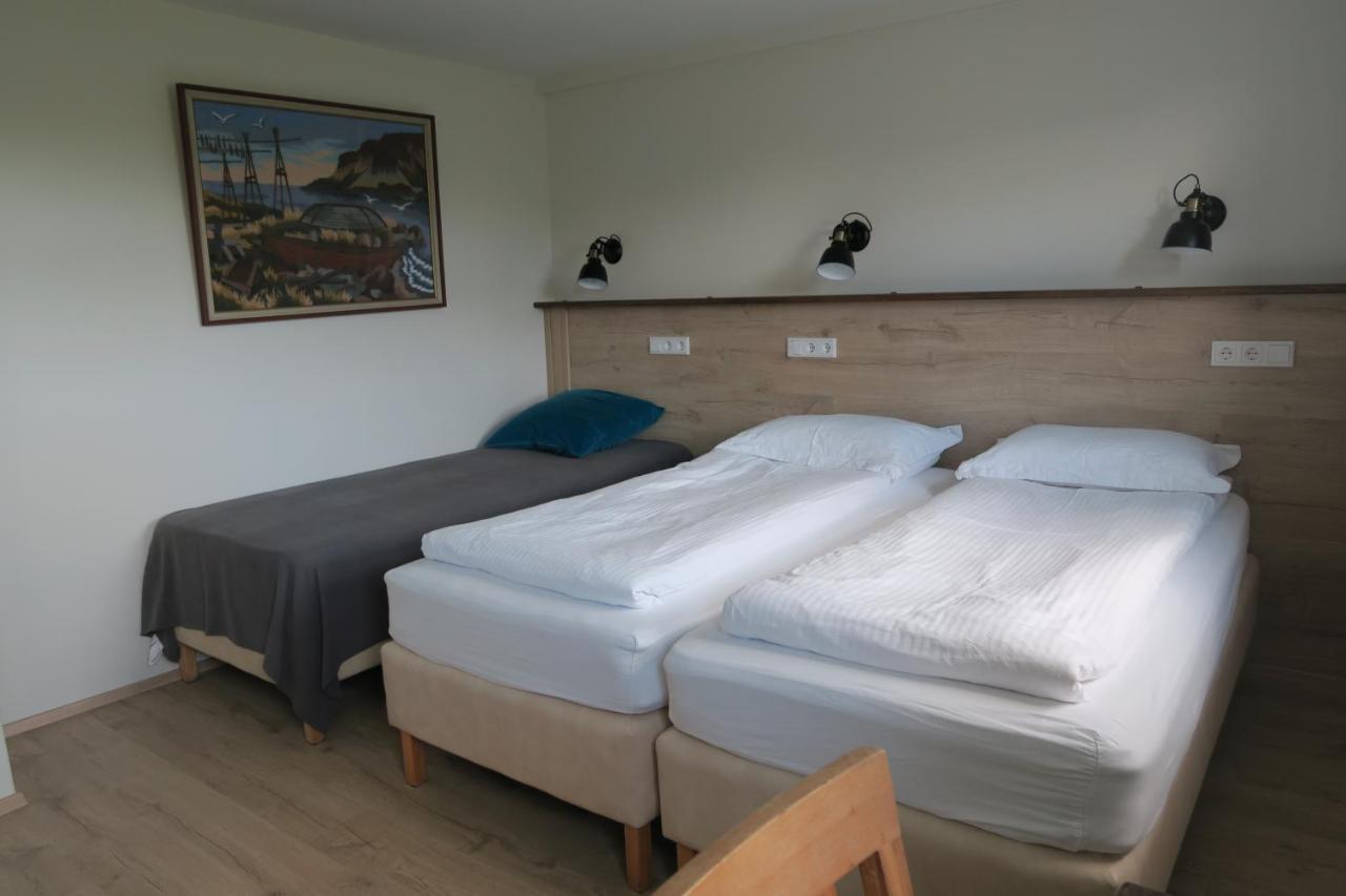 Dilksnes Guesthouse เฮิฟน์ ภายนอก รูปภาพ
