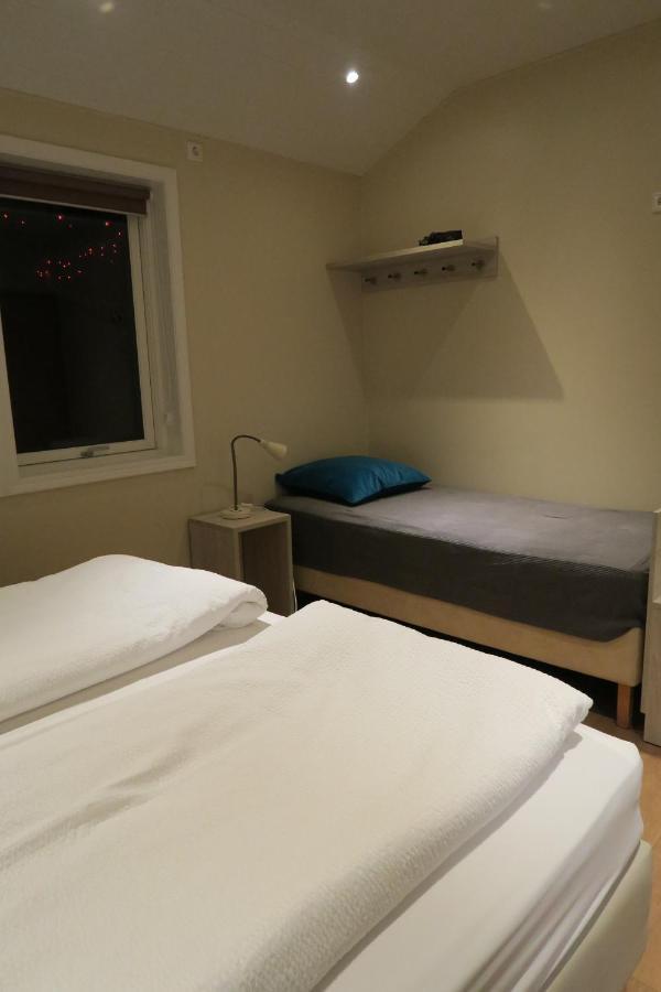 Dilksnes Guesthouse เฮิฟน์ ภายนอก รูปภาพ