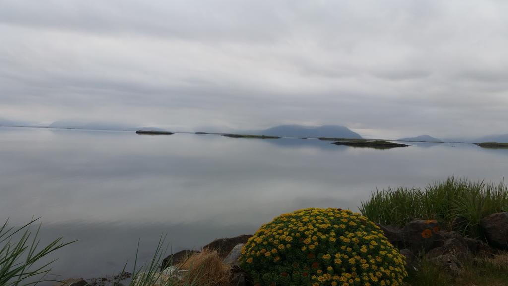 Dilksnes Guesthouse เฮิฟน์ ภายนอก รูปภาพ