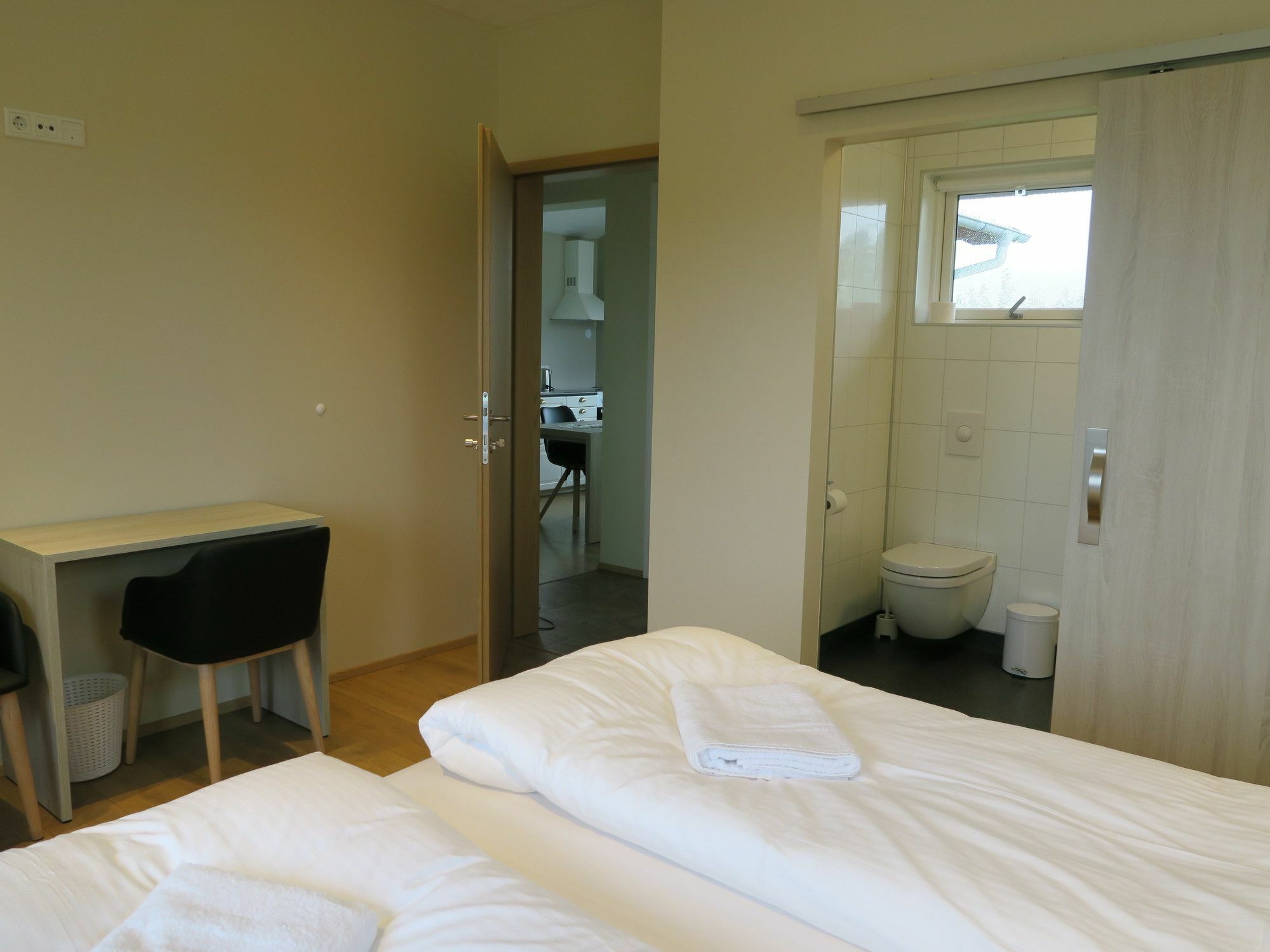 Dilksnes Guesthouse เฮิฟน์ ภายนอก รูปภาพ
